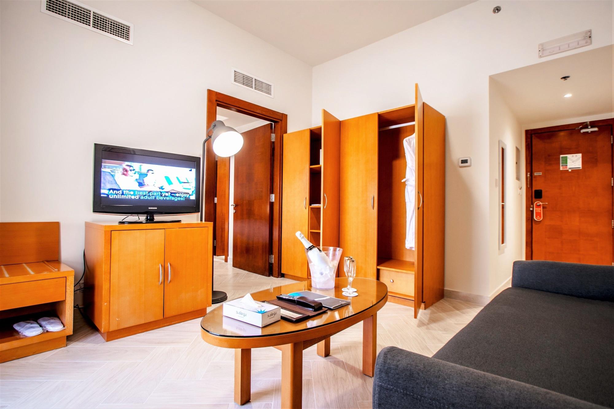Bm Acacia Hotel And Apartments Resü'l-Hayme Dış mekan fotoğraf