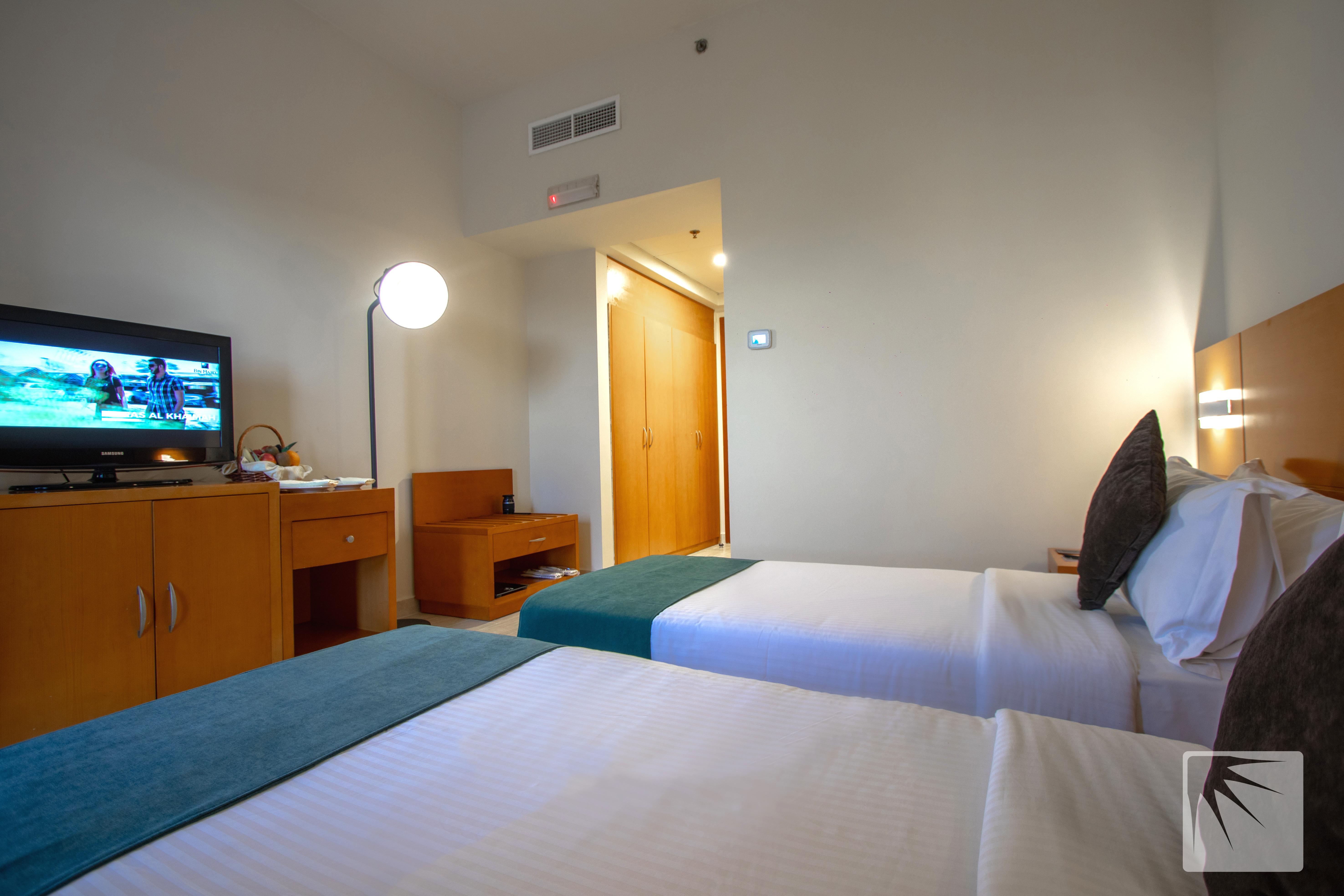 Bm Acacia Hotel And Apartments Resü'l-Hayme Dış mekan fotoğraf