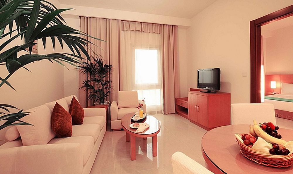 Bm Acacia Hotel And Apartments Resü'l-Hayme Dış mekan fotoğraf