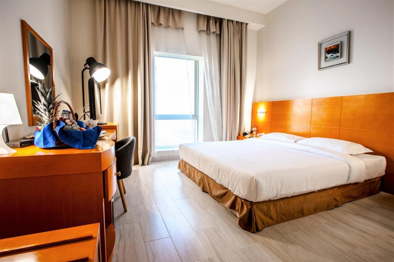 Bm Acacia Hotel And Apartments Resü'l-Hayme Dış mekan fotoğraf